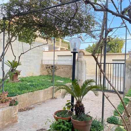 Holidays House Holiday home Sampieri