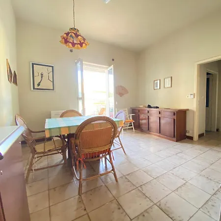 Holidays House Sampieri